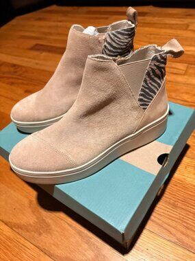 Tom’s Beige Suede Ankle Zip Booties with Zebra Heel Accents